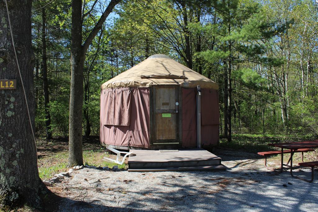 Hotel Tranquil Timbers Yurt 3 Sturgeon Bay Exterior foto